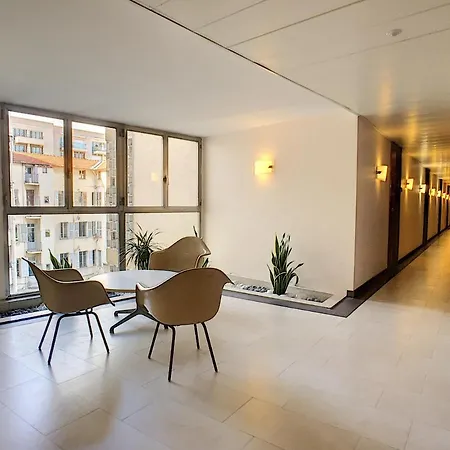 Nestor&jeeves - Royal Luxembourg - - Swimming Pool On Roof *